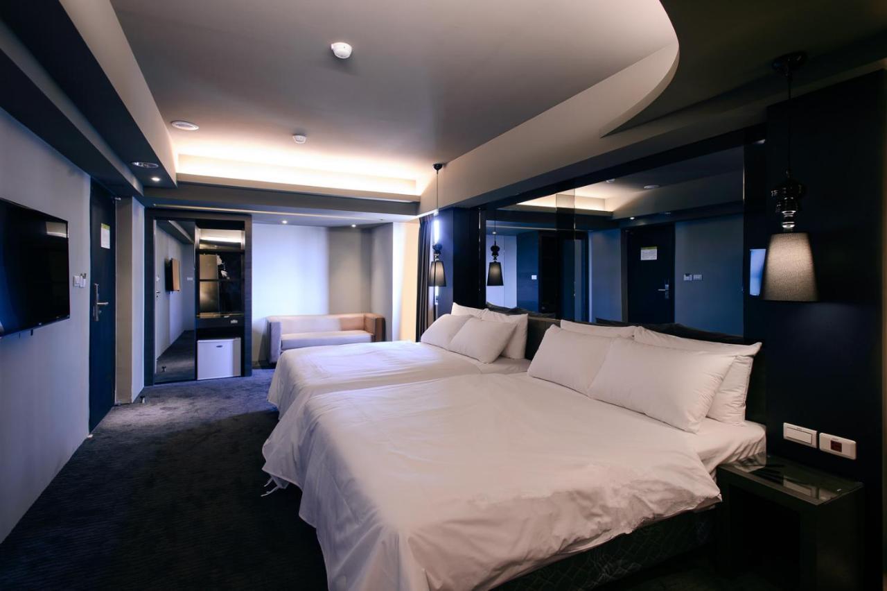 Kiwi Express Hotel - Jiuru Rd Kaohsiung Bagian luar foto